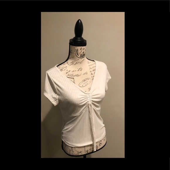 White bow knot vneck top - Picture 8 of 9